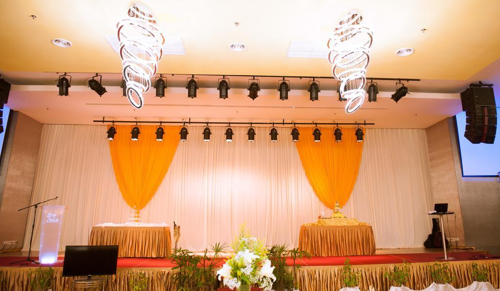 Palm Seremban Hotel Εξωτερικό φωτογραφία